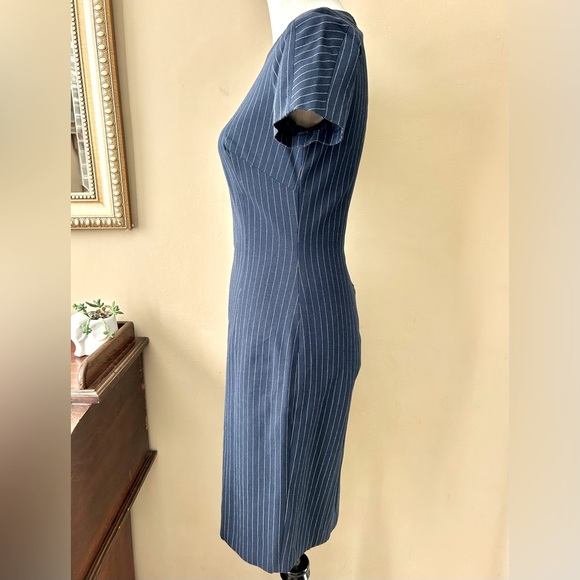 Banana Republic Navy Blue Pinstripe Sheath Dress Short Sleeve Size 4 - Picture 7 of 11